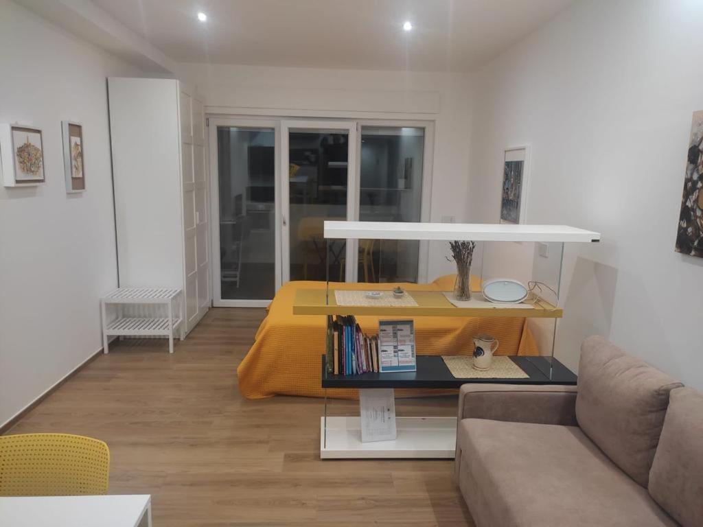 Appartamento Domus13-With Private Parking Bari Esterno foto
