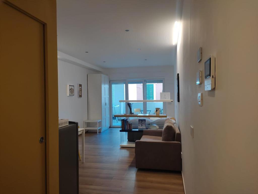 Appartamento Domus13-With Private Parking Bari Esterno foto