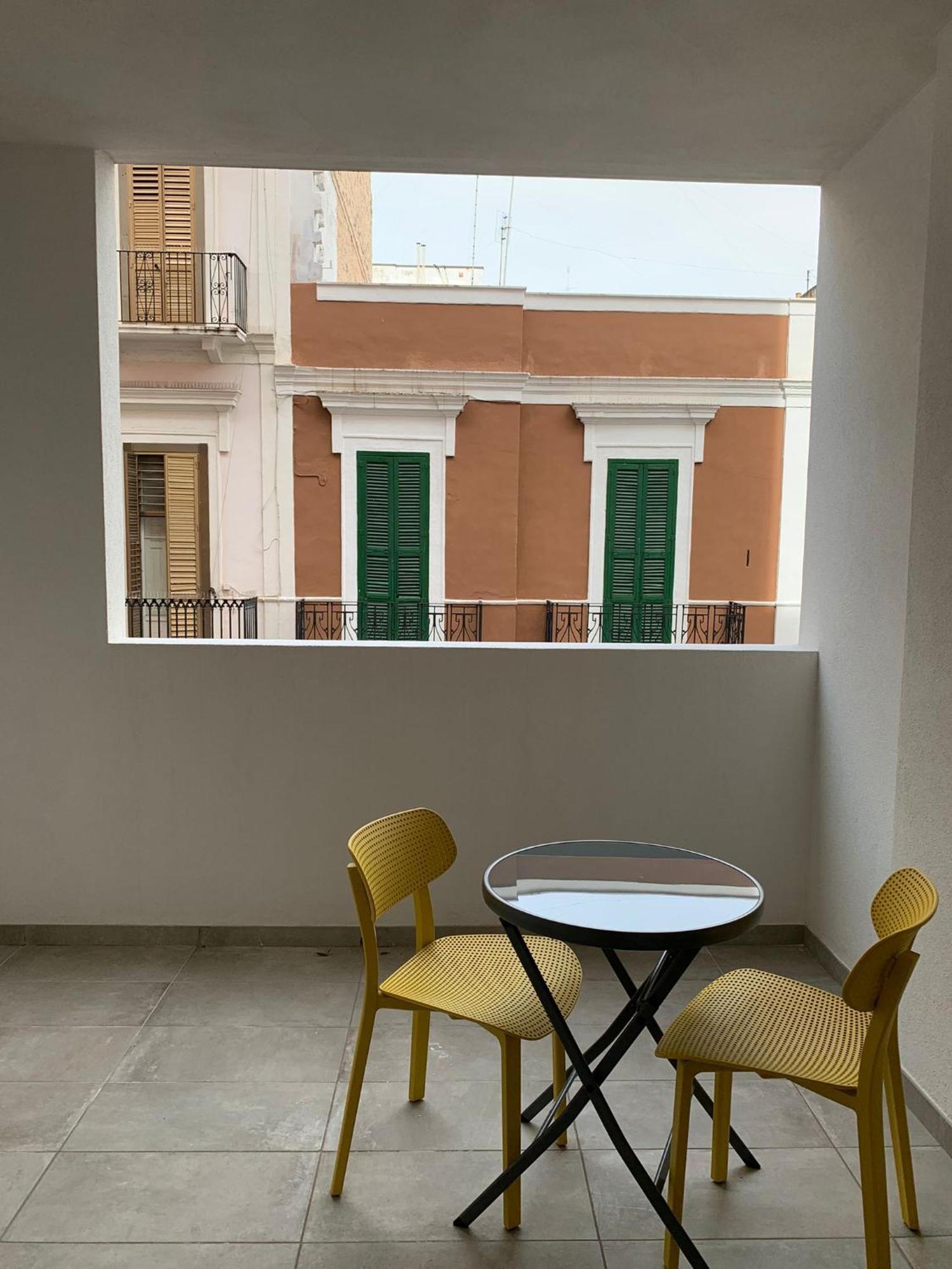 Appartamento Domus13-With Private Parking Bari Esterno foto