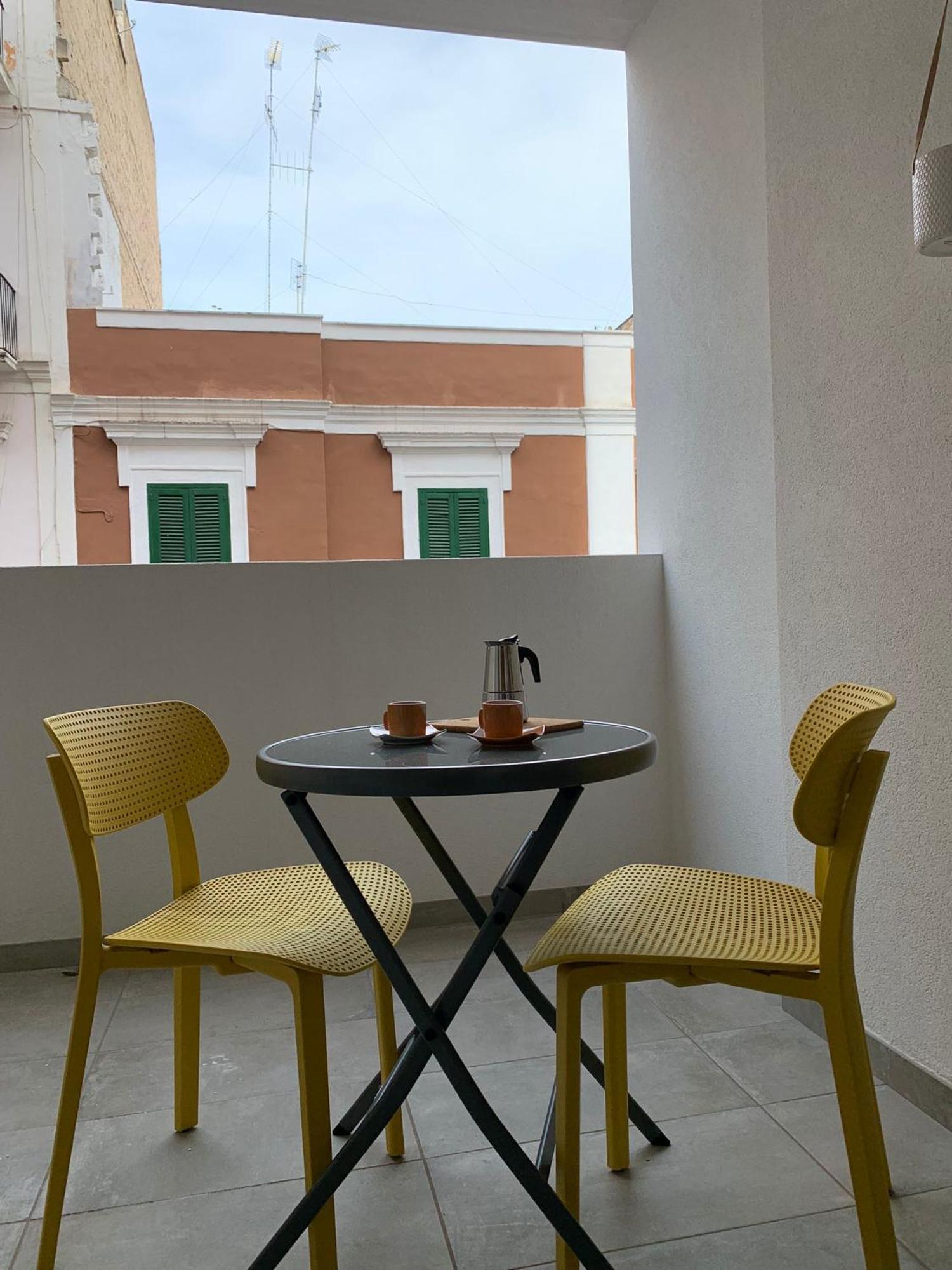 Appartamento Domus13-With Private Parking Bari Esterno foto