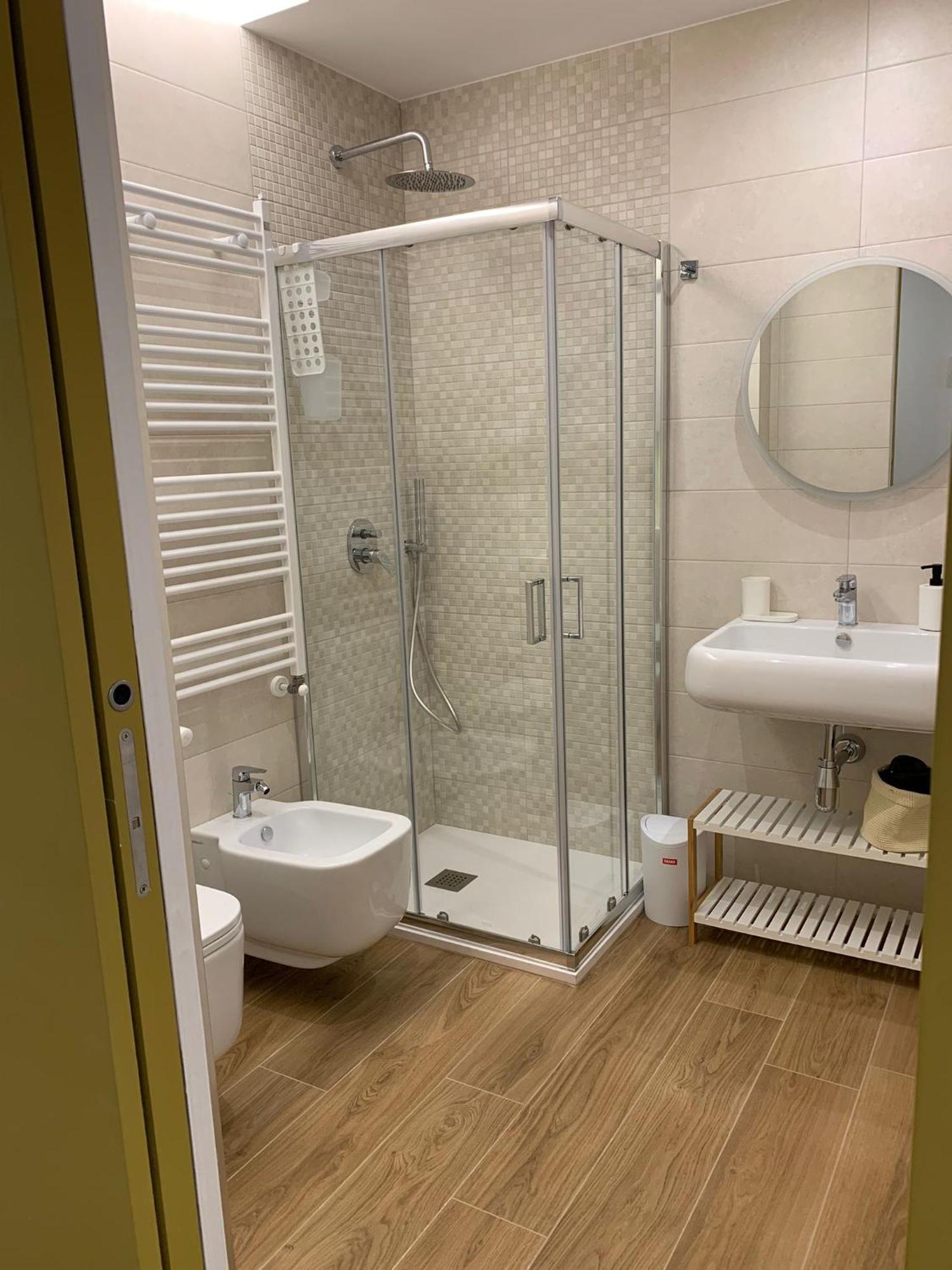 Appartamento Domus13-With Private Parking Bari Esterno foto