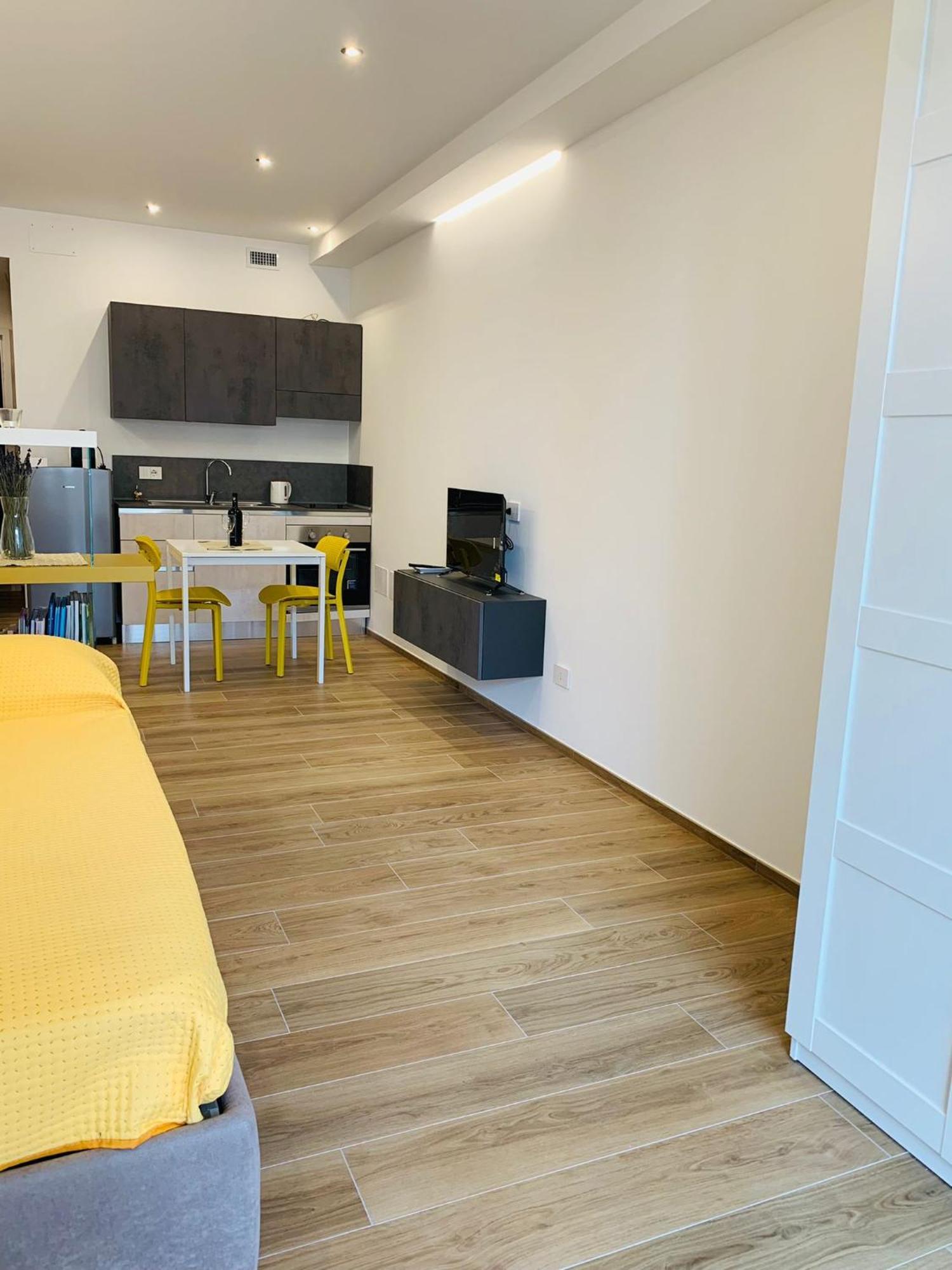 Appartamento Domus13-With Private Parking Bari Esterno foto