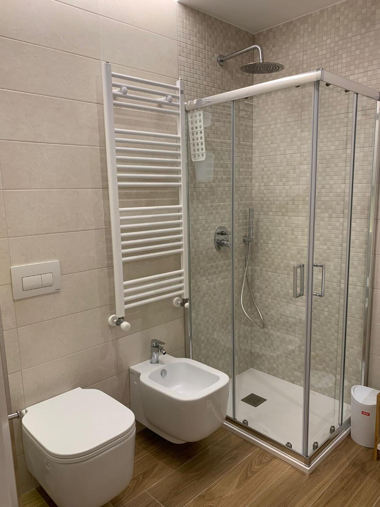 Appartamento Domus13-With Private Parking Bari Esterno foto