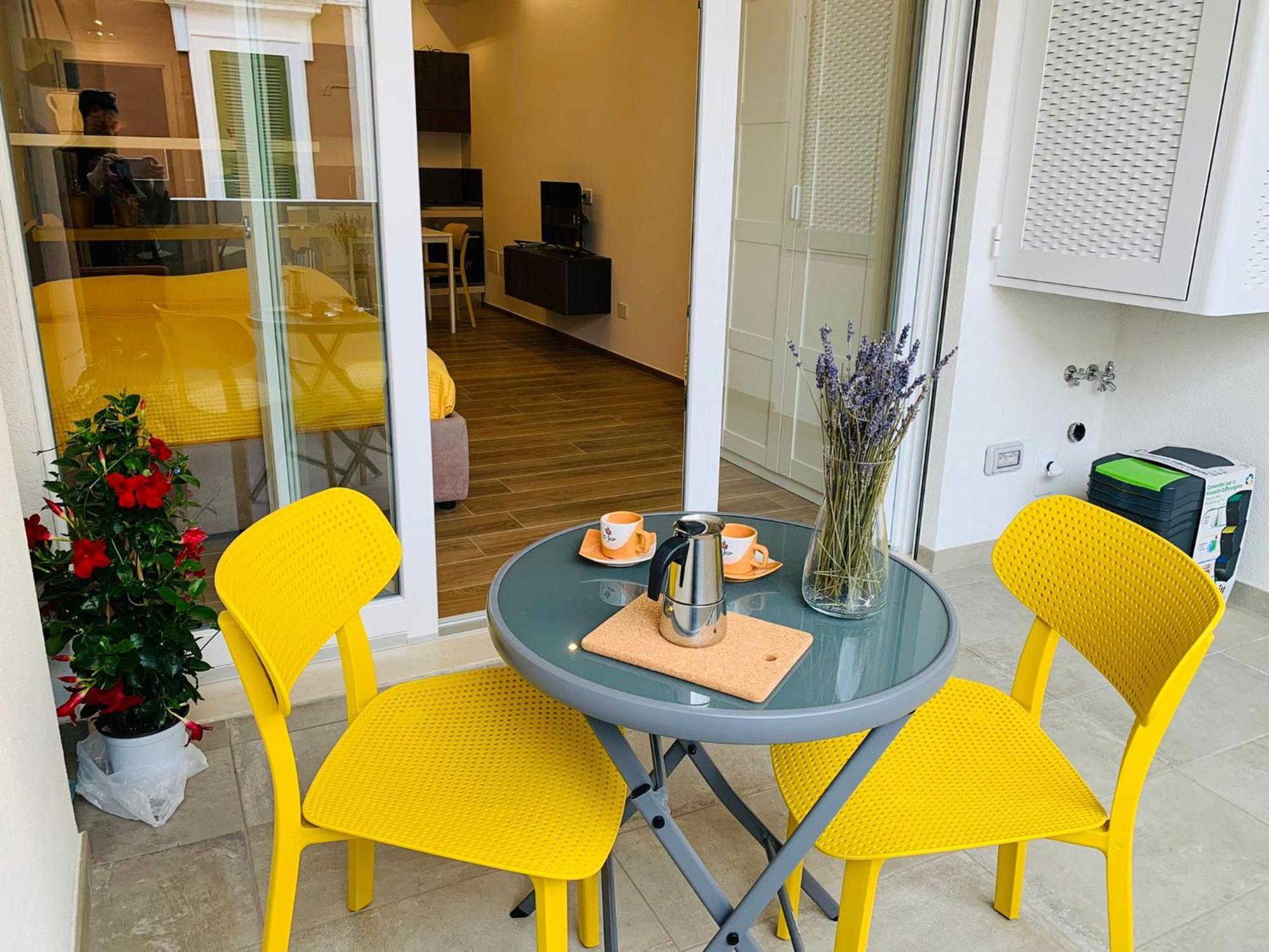 Appartamento Domus13-With Private Parking Bari Esterno foto